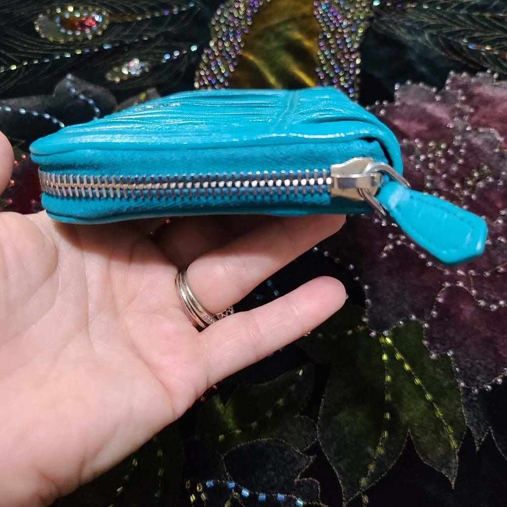 Prada Nappa Gaufre Wallet - Picture 6 of 12